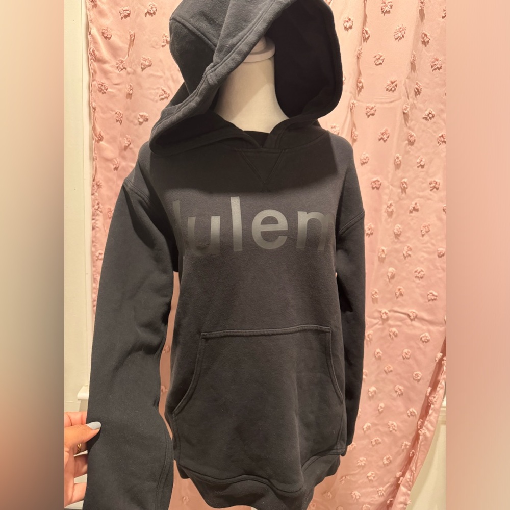 Black lululemon sweater size 4